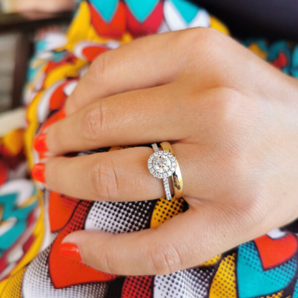 Anello di fidanzamento Lilibet in oro etico 18k 750 Fairmined e diamanti lab grown da laboratorio certificati | Gioielli etici Fàbera Jewelry