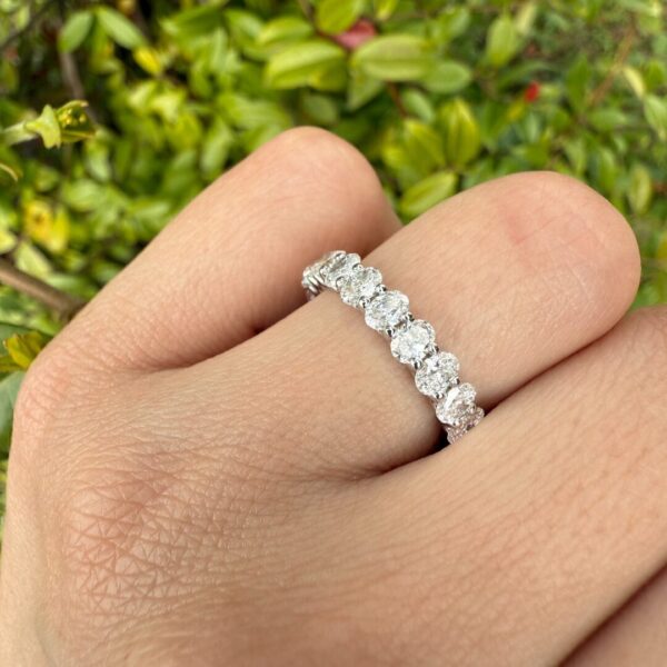 Anello di fidanzamento solitario Leona oro fairmined etico 18k 750 diamanti lab grown diamanti da laboratorio Fàbera Jewelry