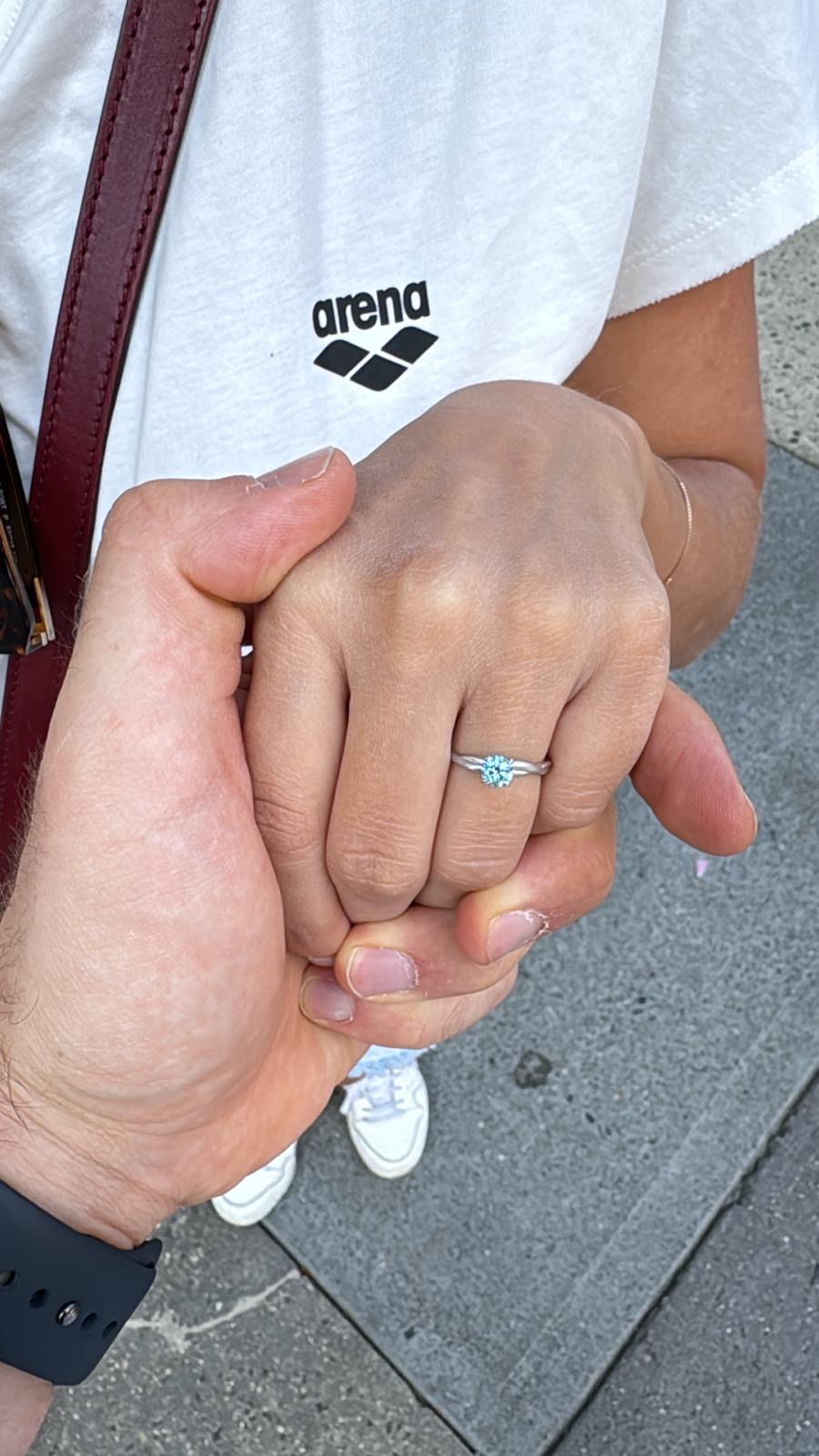 Testimonianze su anelli di fidanzamento su misura Fàbera con diamanti lab grown.